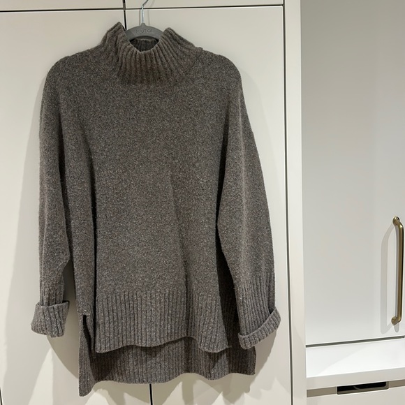 & Other Stories oversized jumper/sweater size M - Picture 1 of 5